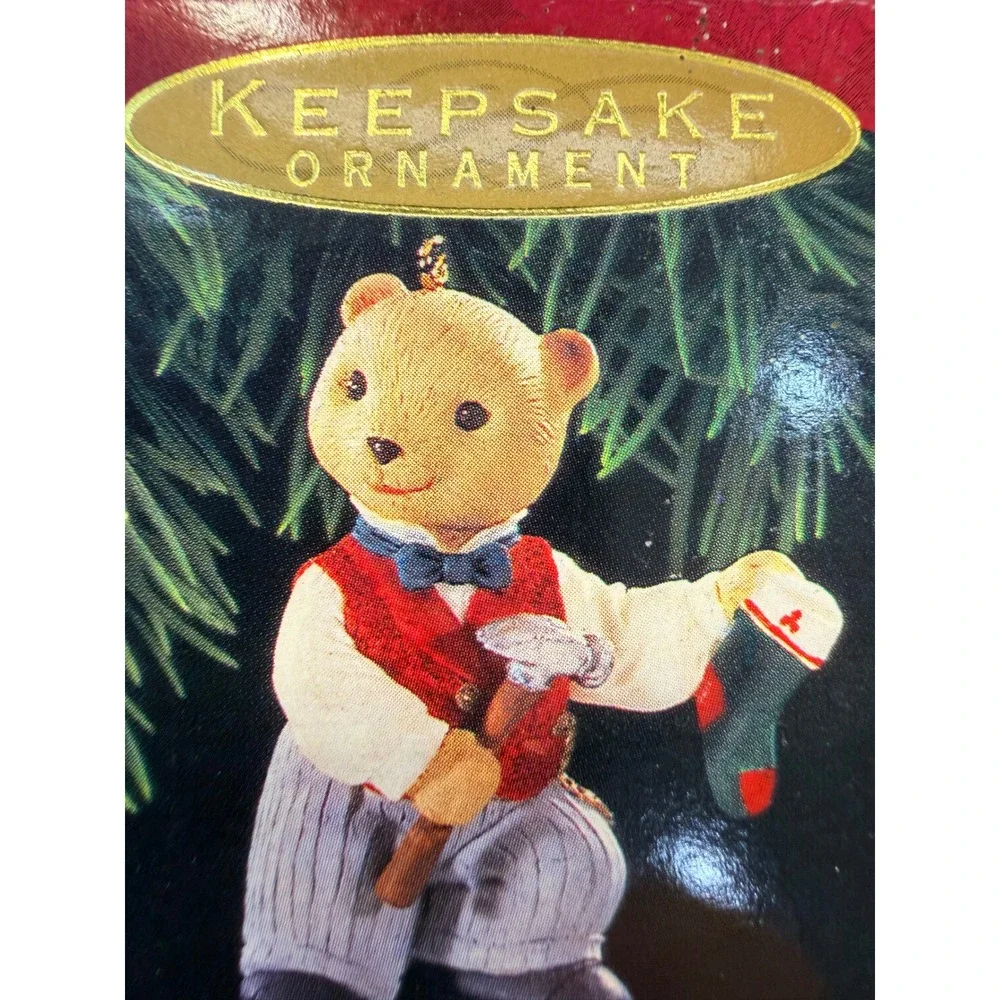 Hallmark Keepsake Ornament Papa Bearinger Victoria Circle Victorian Bear 1993